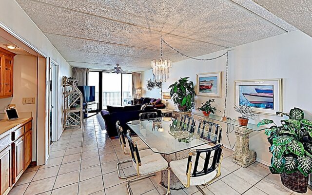 New Listing! Beachfront W/ Pools & Balcony 2 Bedroom Condo