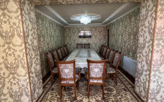 Apartment Lazgo Ibn Sino