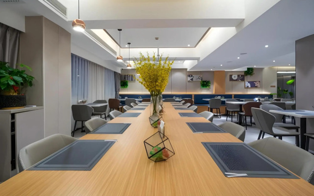 Homeinn Selected Hotel (Zhangzhou Tengfei Road Ancient City)