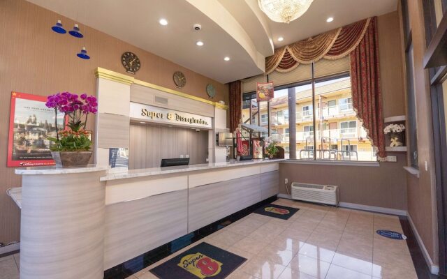 Super 8 Anaheim Disneyland Drive