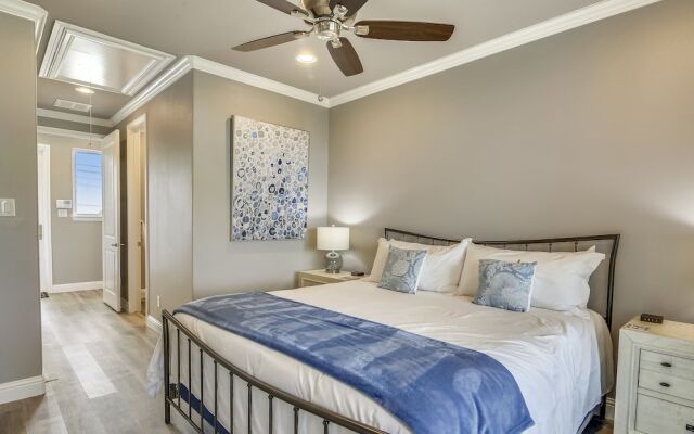 Salty Blue Mermaid - 4 Br Home