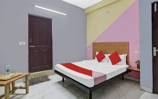 OYO Flagship 70370 Silver Inn