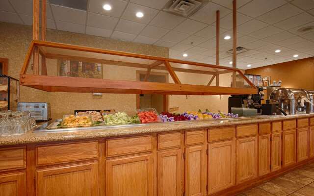 Best Western Plus Chicago Hillside