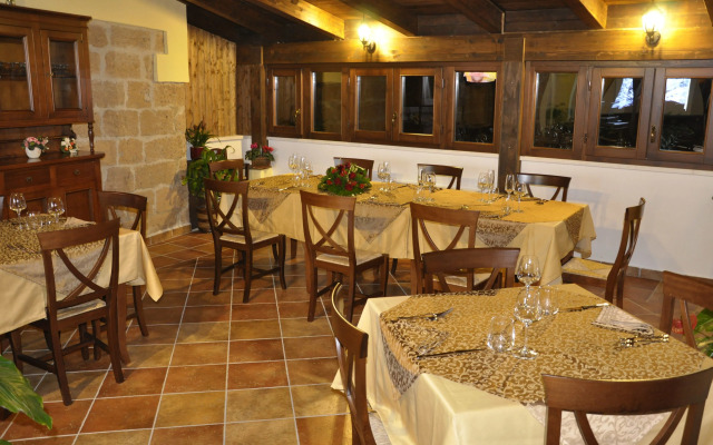 Borgo Patierno Agristor Country House