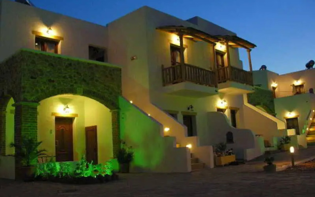 Panteli Beach Studios & Apartments