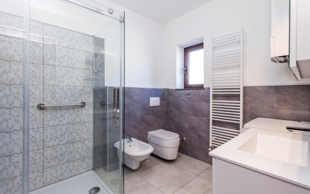 Amazing Apartment in Rijeka With 2 Bedrooms, Wifi and Outdoor Swimming Pool