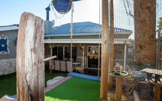 Penguin - Double En-Suite Studio