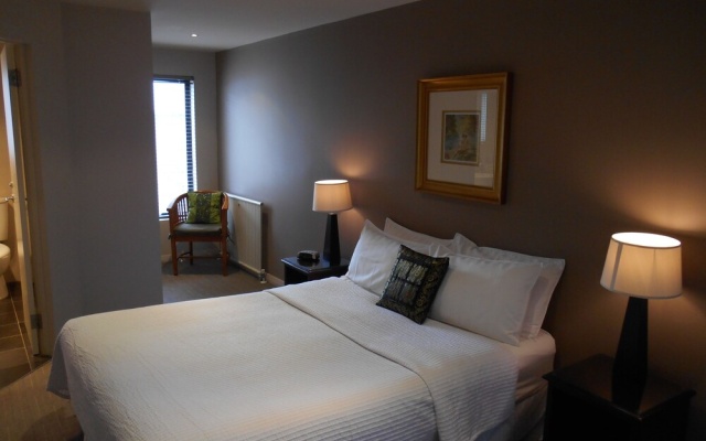 Apartments on Star – Guest Rooms – Sandy Bay