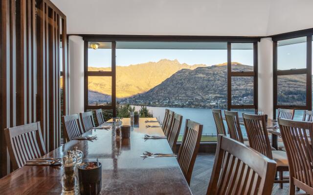 Holiday Inn Queenstown Frankton Road by IHG