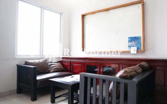 RedDoorz @ Victory Homestay Karawaci