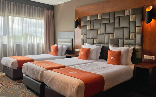 XO Hotels Park West