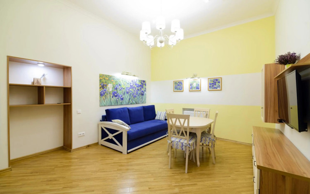 VIP апартаменти Ван Гог на площі Ринок