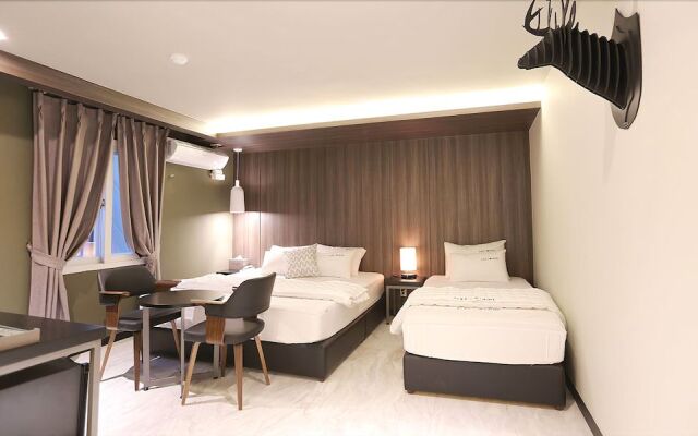 Hotel Idea Gupo