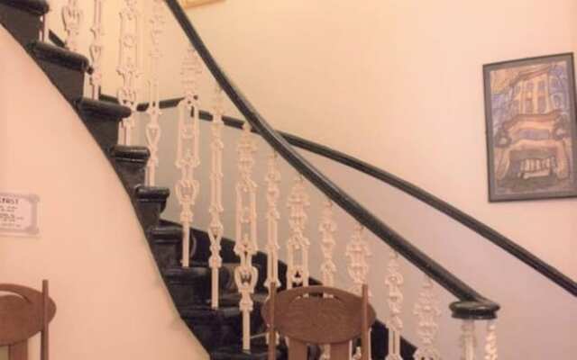 Rennie Mackintosh City Hotel