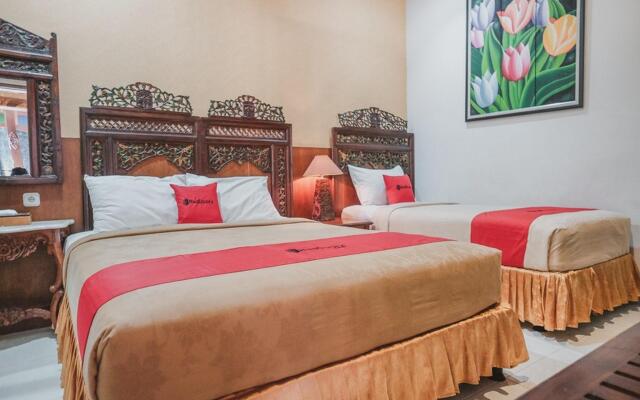 RedDoorz near Galeria Mall 2