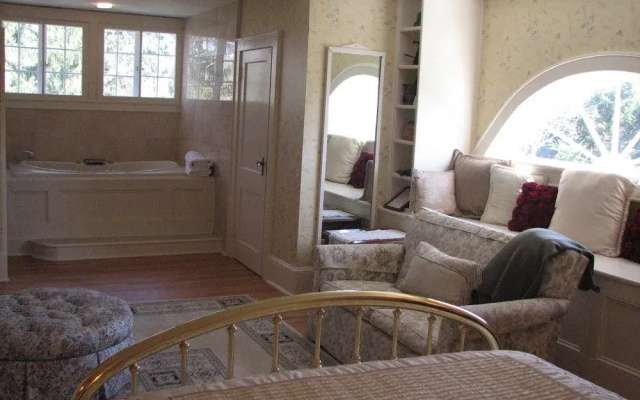 The Bykenhulle House