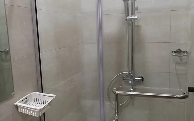 Mitos Luxury Suites -Bode Thomas