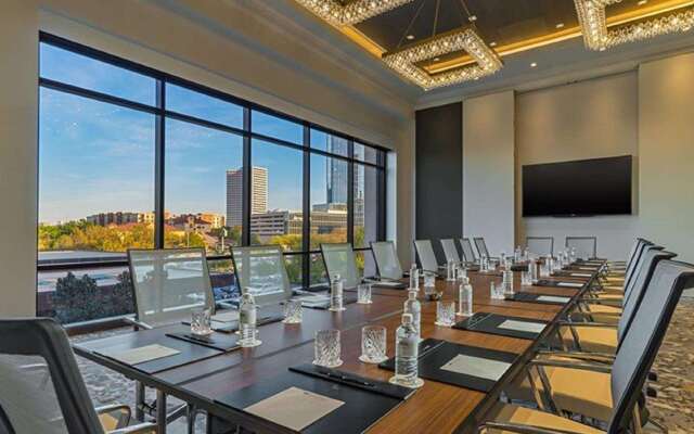 The Post Oak Hotel at Uptown Houston