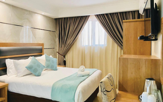 Bayside Hotel 116
