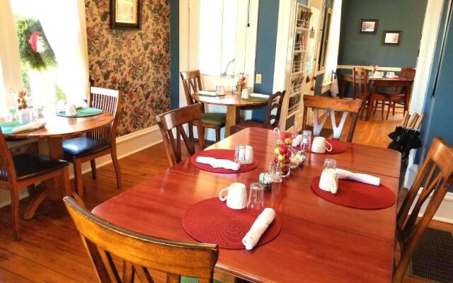 5 Ojo Inn Bed and Breakfast