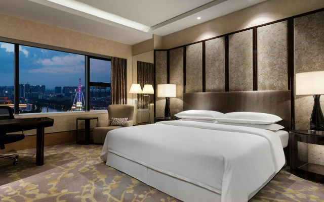 Sheraton Zhongshan Hotel – Guest Rooms – Zhongshan