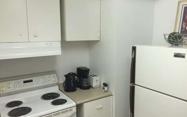 Adib Apartments - 2077 Walkley Rd