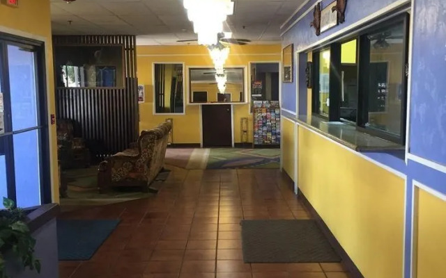 Camelot INN