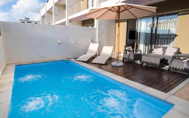 Seasonal Villa