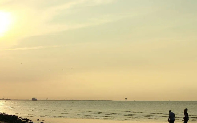 Seeperle Modern Retreat