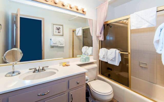 Winterset #02 - Shared Hot Tub & Pool!