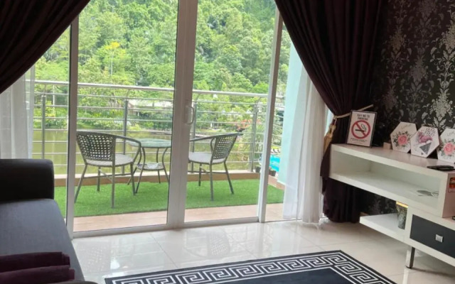 The Haven Lakeside Residence by Quadvanos