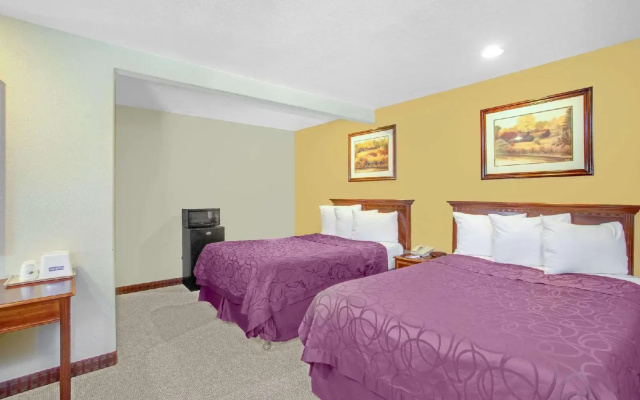Baymont By Wyndham Coalinga