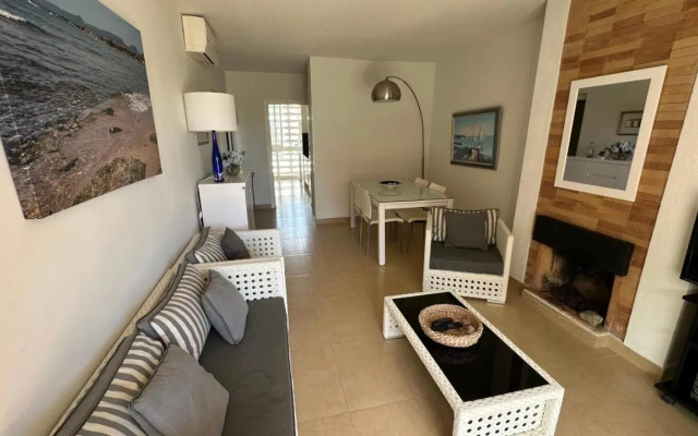 Precioso apartamento con piscina Urbanización Playazul