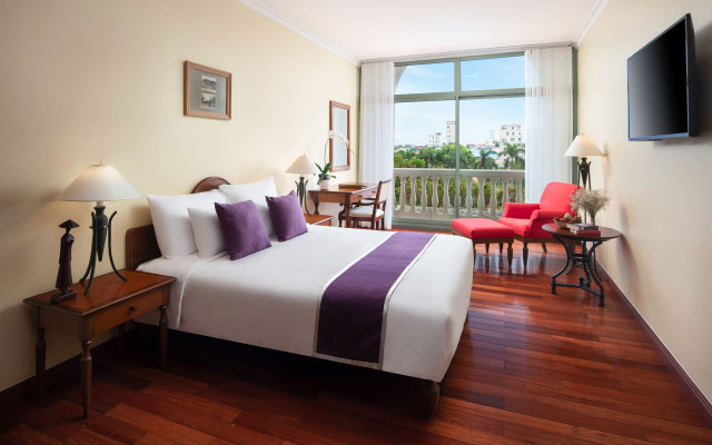 Hai Phong Harbour View Hotel