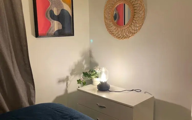 Stylish Retreat - Sleeps 6 Terrace-2bedroom-petsok