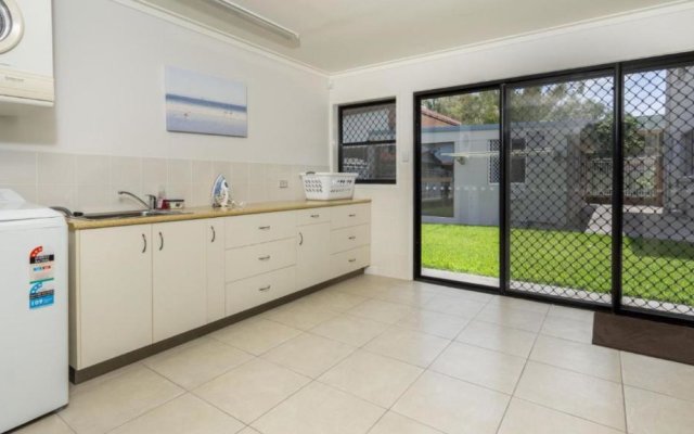 Magical holiday home - Welsby Pde, Bongaree