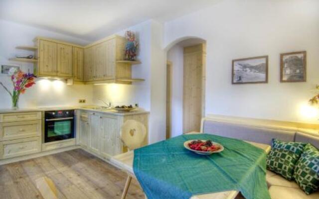 Family and Wellness Residence Ciasa Antersies