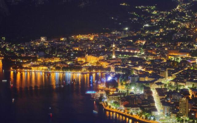 Fall In Love with Como Lake