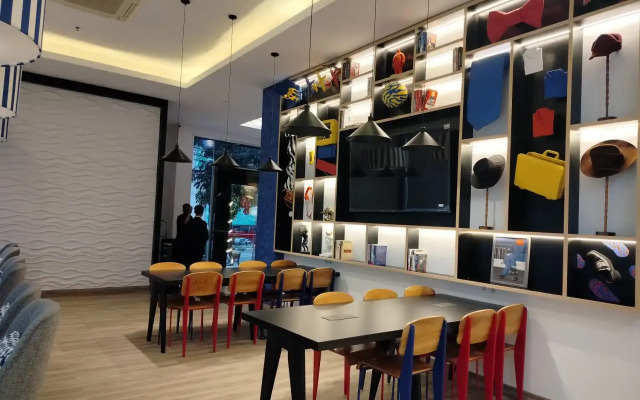 Moritz Biz Gandaria