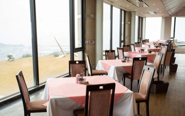 Spring Golf and Art Resort Awaji