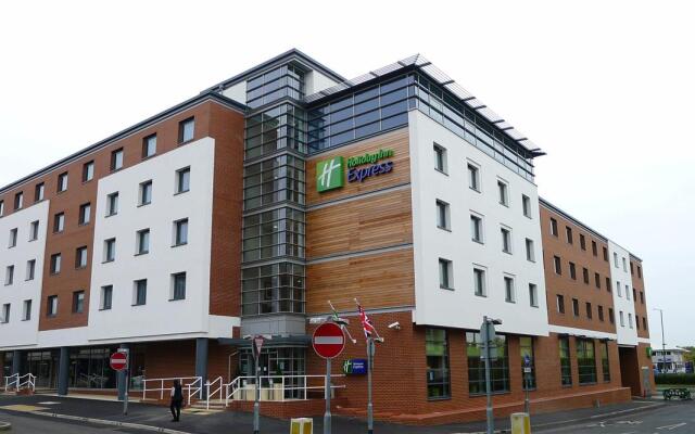 Holiday Inn Express Harlow, an IHG Hotel