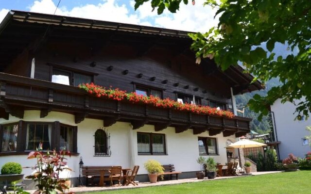 Gästehaus Falkner Dorli