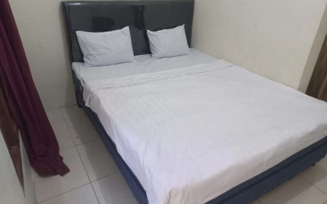 Hotel O Chimi Rumah Kost – Guest Rooms – Purwokerto