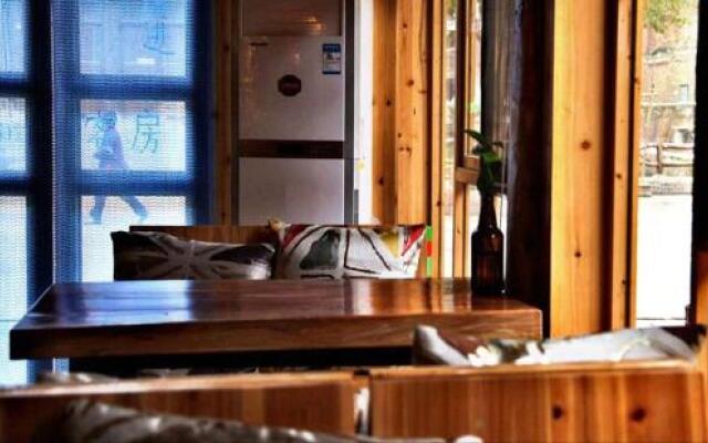 Yue Coffee Inn