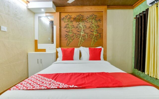 OYO 16838 Big B Houseboat 10 BHK