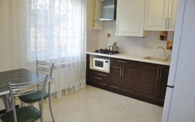 Guest House On Gogolya 36A