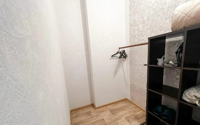 AlexHome (АлексХоум) на улице Строителей 9-373