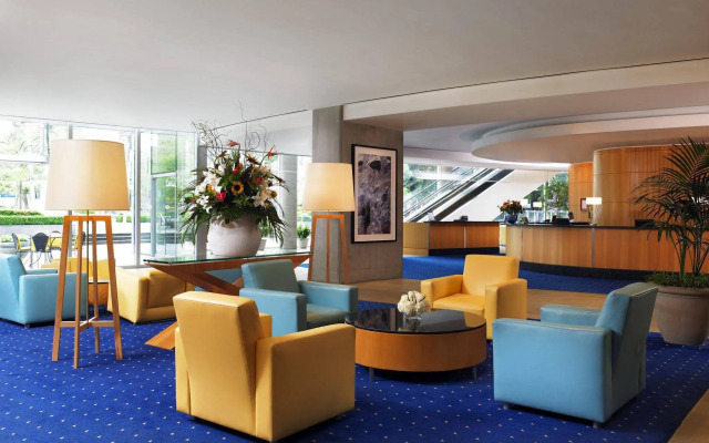 Sheraton Vancouver Wall Centre