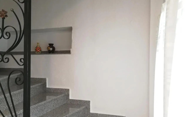 Iliana's house