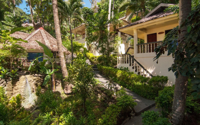 Easy Diving and Beach Resort